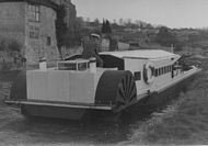 Kennet and Avon Canal Paddle Boat